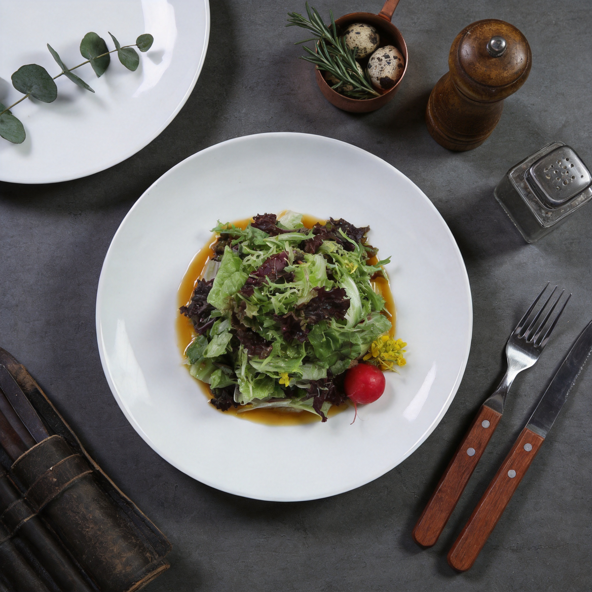 Commercial-Grade Stoneware Coupe Plates