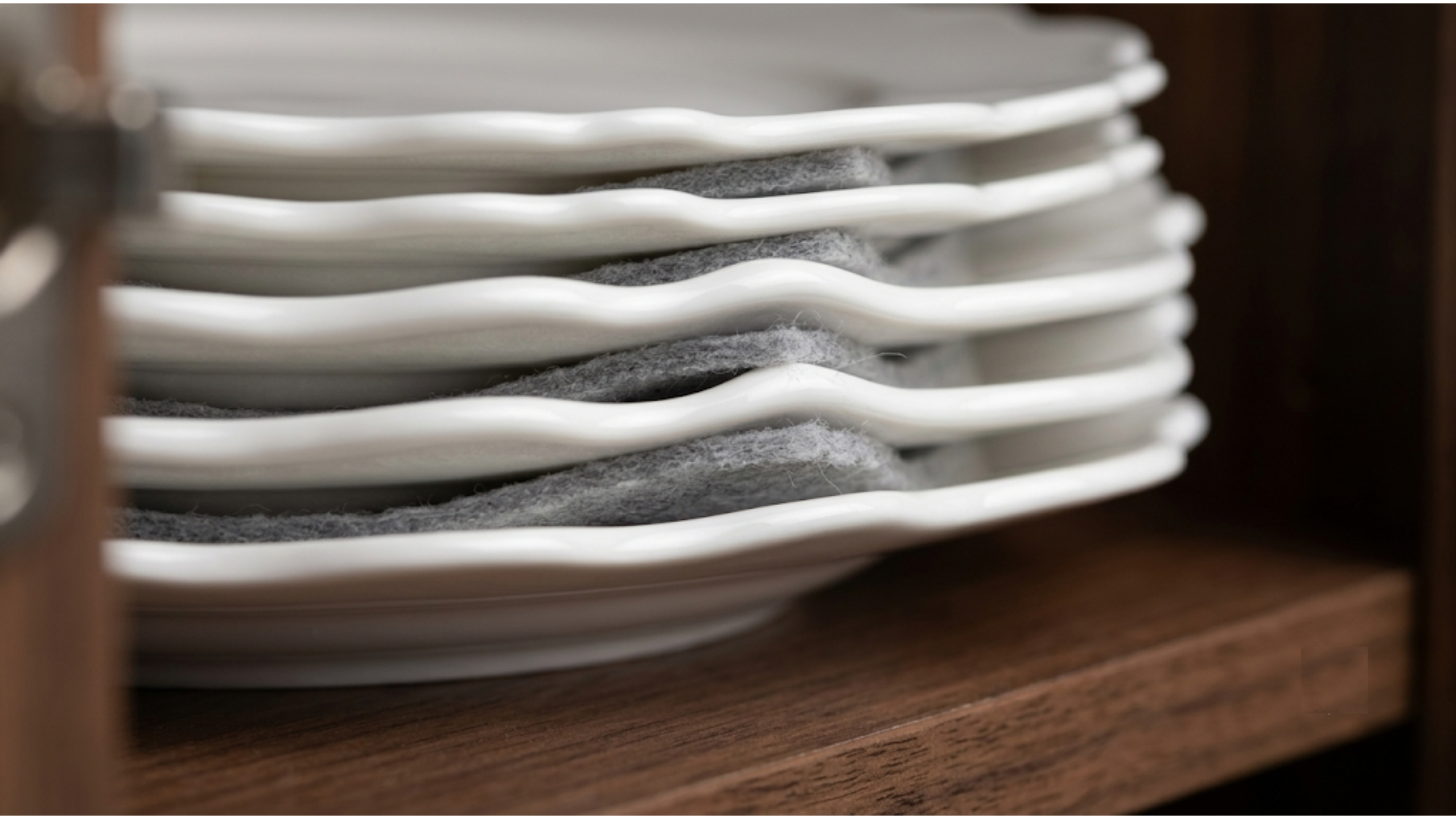 How to Store Ceramic Dinnerware Safely to Avoid Chipping