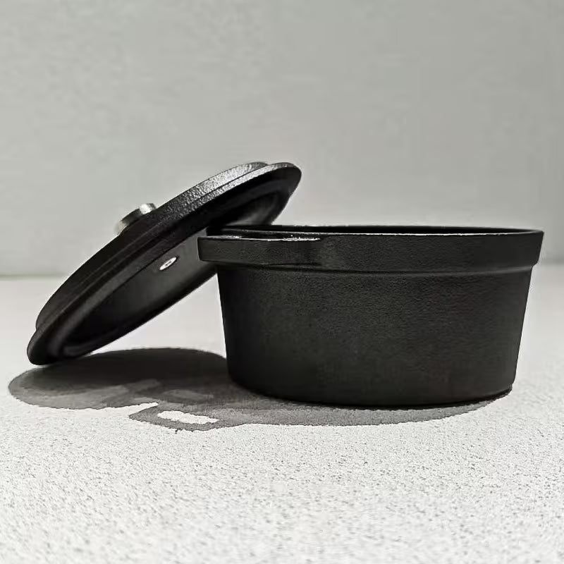 Pre-Seasoned Cast Iron Pot Mini
